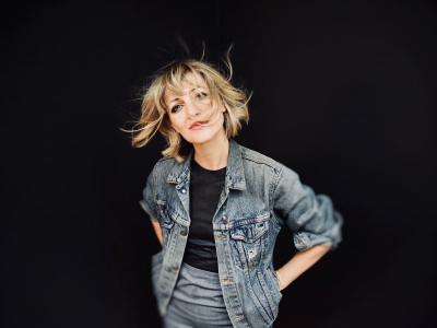 AnaisMitchell5_credit_Shervin-Lainez_400x300_acf_cropped